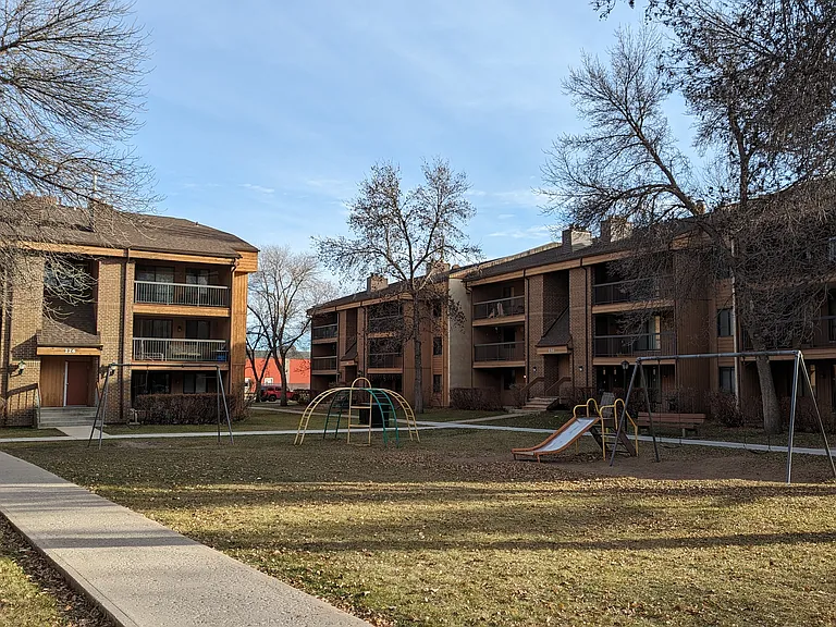 226 Fairmont Dr — Photo 8