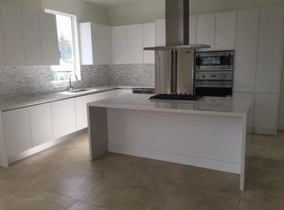 15866 SW 66th Ter, Miami, FL 33193