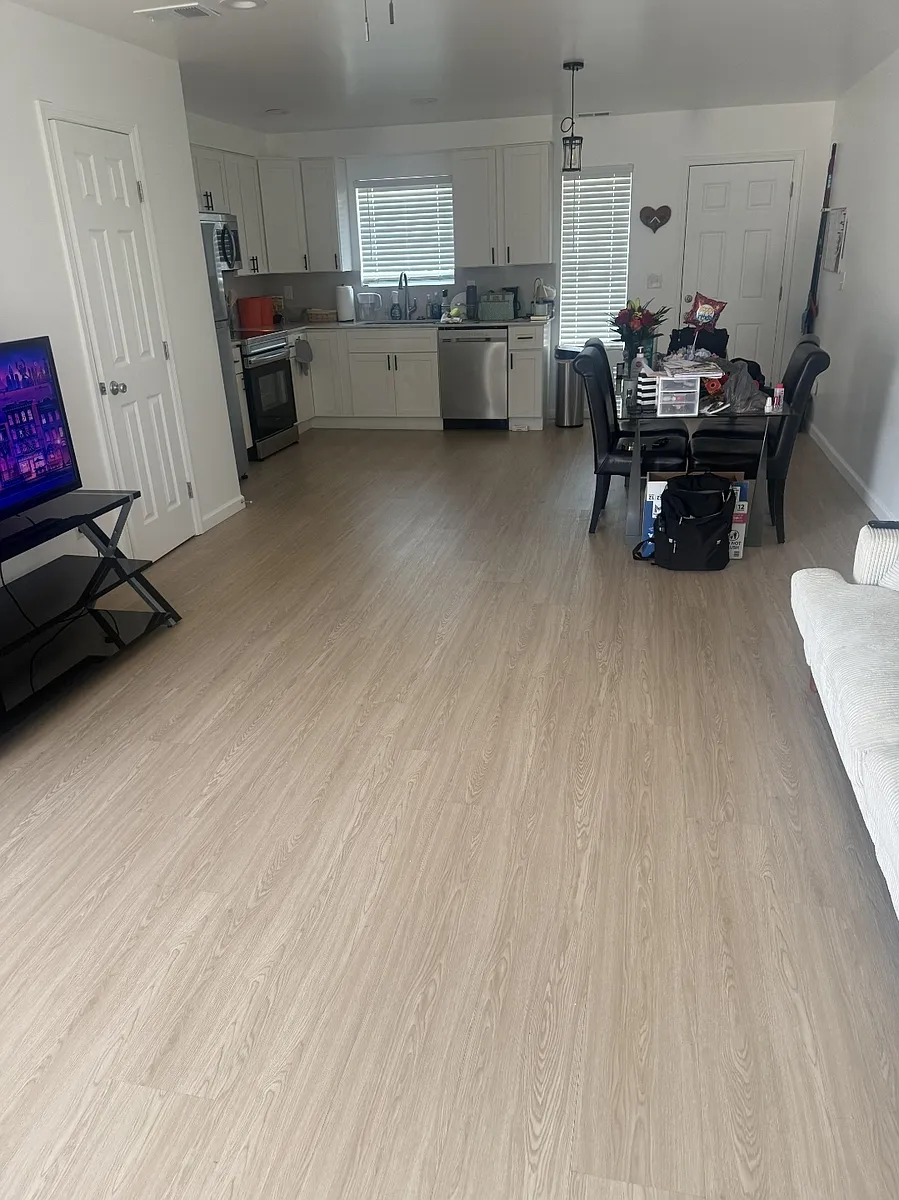 Building Photo - 419 Mullican St #1
