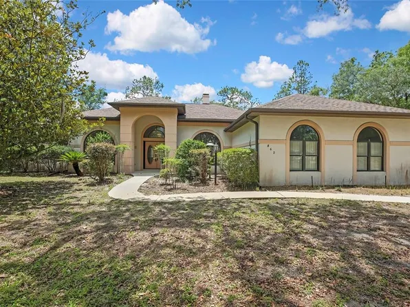 862 W National St, Hernando, FL 34442
