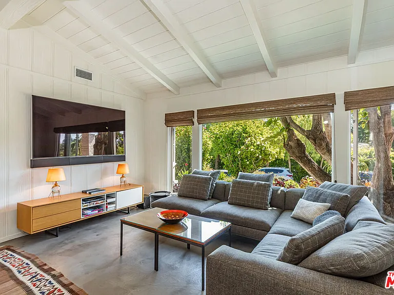 28901 Boniface Dr — Photo 10