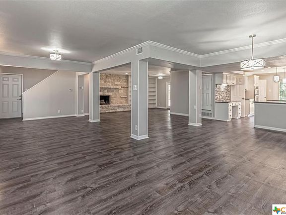 5th image of 2605 Creek Side Dr