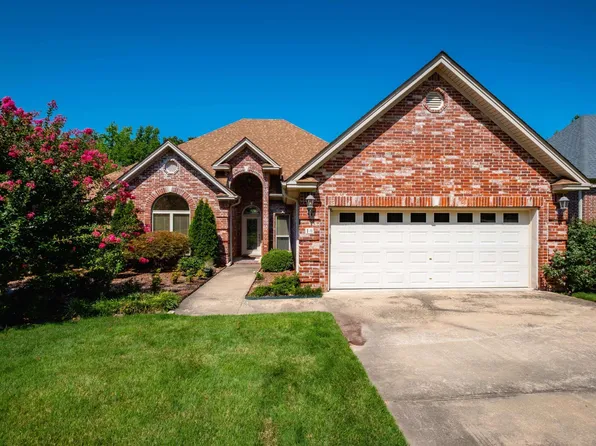 10 Chemin Ct, Little Rock, AR 72223