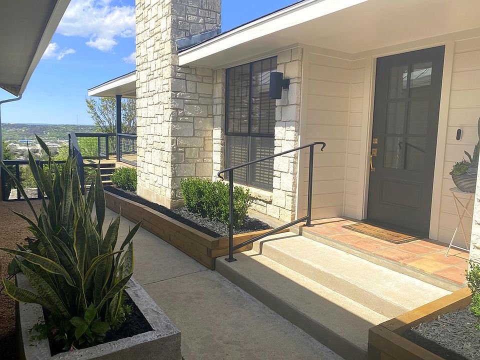 1st image of 110 Mesa Del Sol