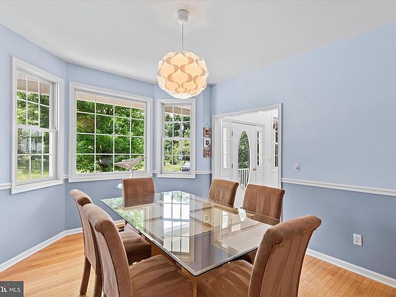 5th image of 14 Doolin Ln