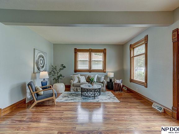 4th image of 1107 Park St