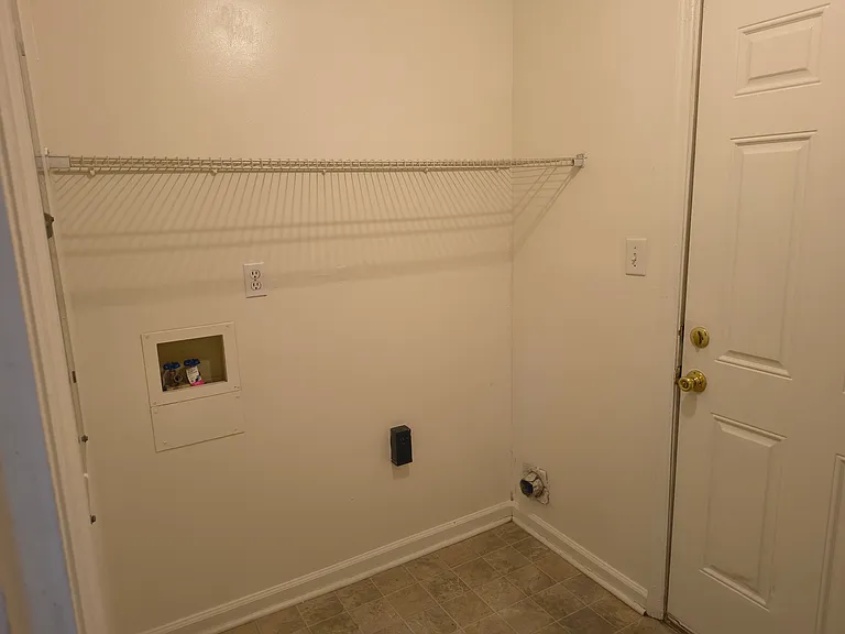 2304 Roundup Dr — Photo 5