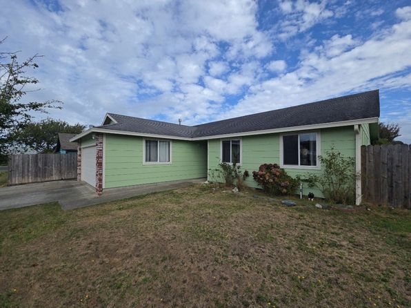 1779 Oakdale Dr