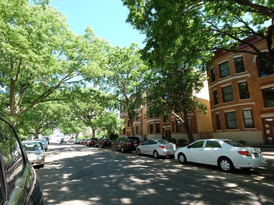 1st image of 300 Dayton Ave #37