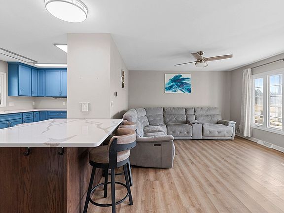 2nd image of 918 Florida Ave