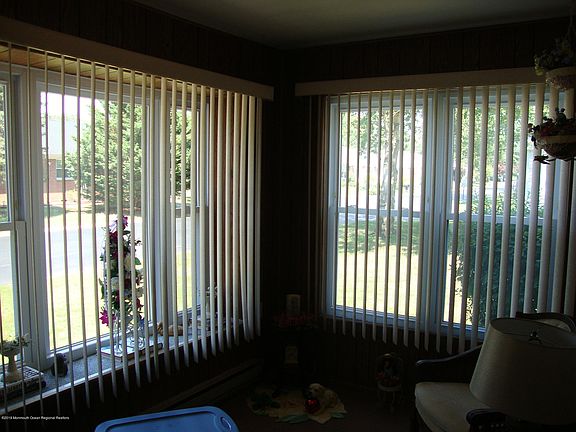 3rd image of 156A Constitution Blvd