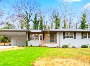 698 Holly Dr, Gainesville, GA 30501