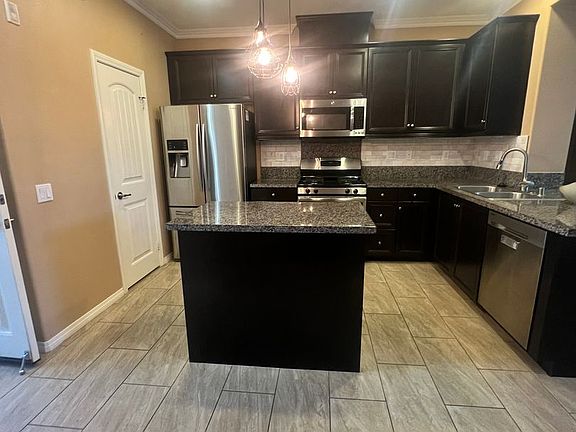3rd image of 28835 Camino De Cielo Dr
