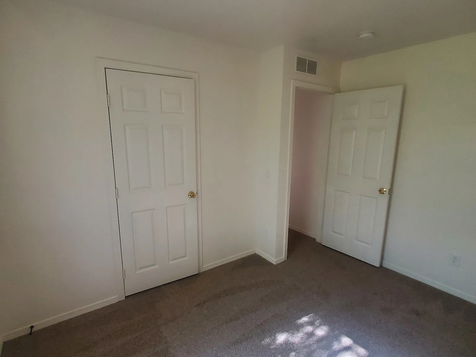 632 1/2 Colony Road - 1 — Photo 2