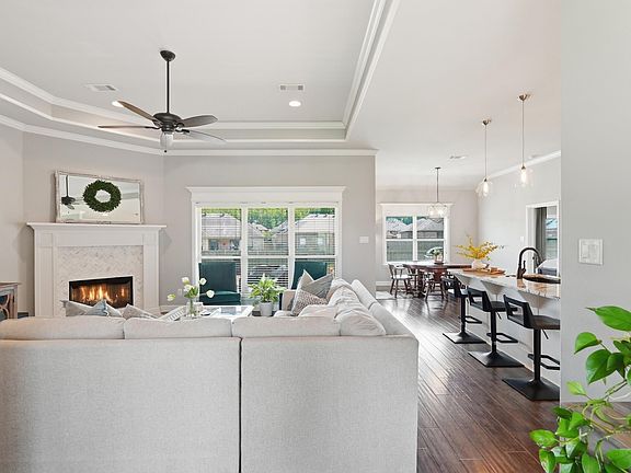 5th image of 9431 Oak Forest Ln