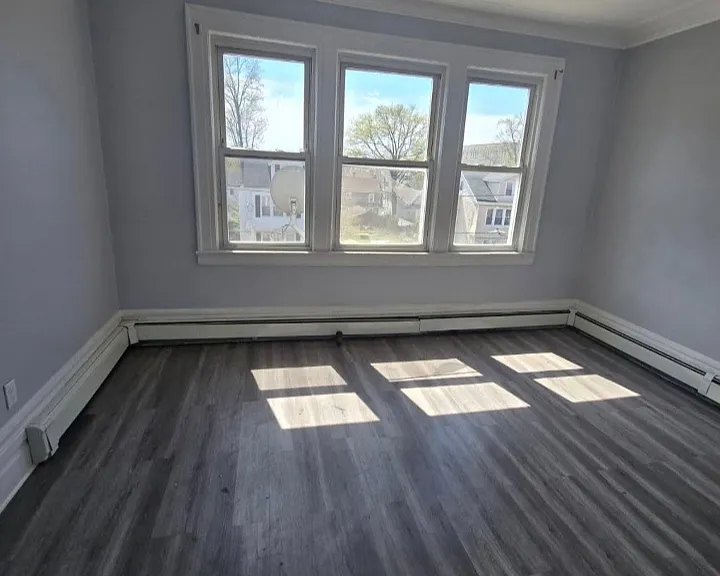 269 Goldsmith Ave #3L — Photo 6