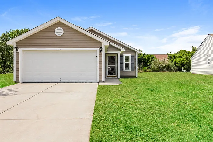 3 bed, 2.0 bath, 1376 sqft, $1,825 — Photo 1