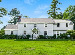 21 Driftway Ln, Darien, CT 06820