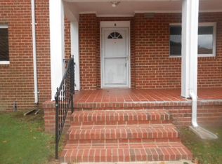100 75th St APT B, Newport News, VA 23607