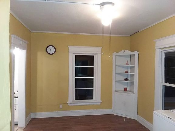 5th image of 3372 Parkwood Ave