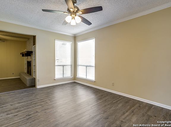 5th image of 6836 Cedarwood Ct