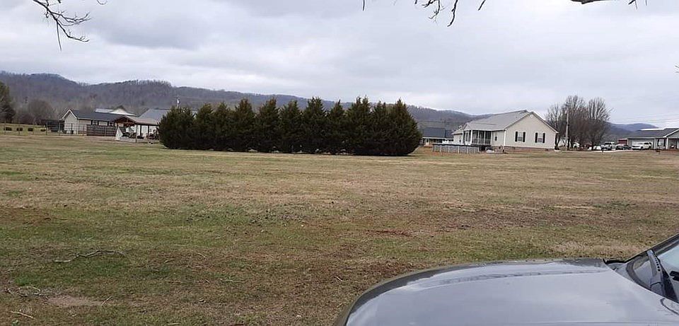 2nd image of Deerridge Dr