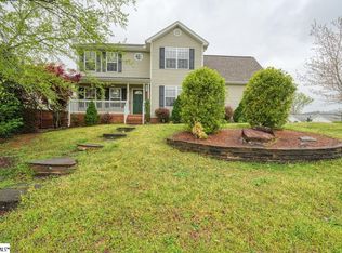 100 Twinflower Dr, Taylors, SC 29687