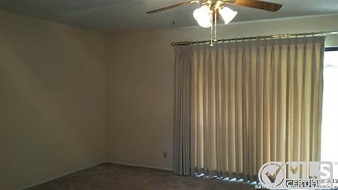 5th image of 516 Marilyn Dr