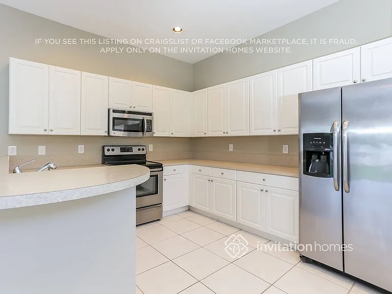 15220 SW 10th St — Photo 5