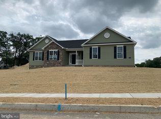 217 Granite Ln #35, Hanover, PA 17331