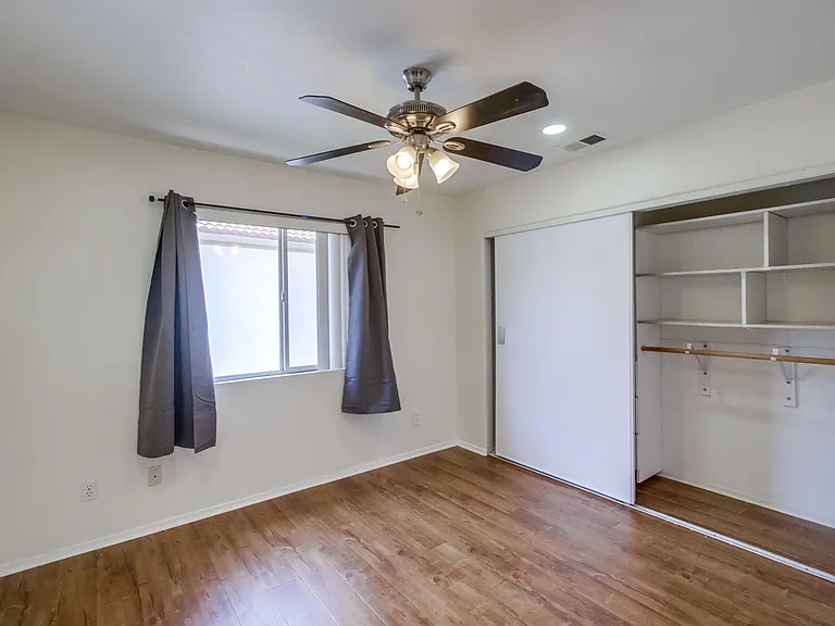 11905 Westview Pkwy — Photo 31