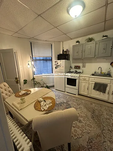 9 Myrtle St #4 Photo 1