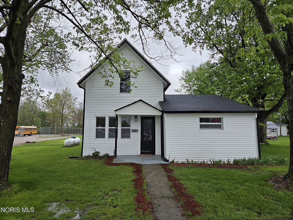 1st image of 206 W Perry St