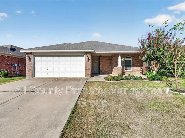8205 Mule Deer Run, Fort Worth, TX 76179