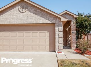 4020 Eagle Dr, Heartland, TX 75126