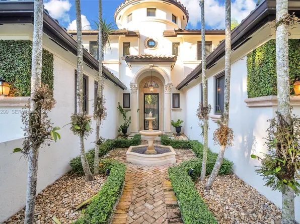 627 Alcazar Ave, Coral Gables, FL 33134