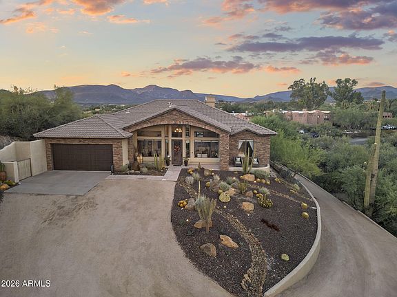 3rd image of 5715 E RANCHO MANANA Boulevard