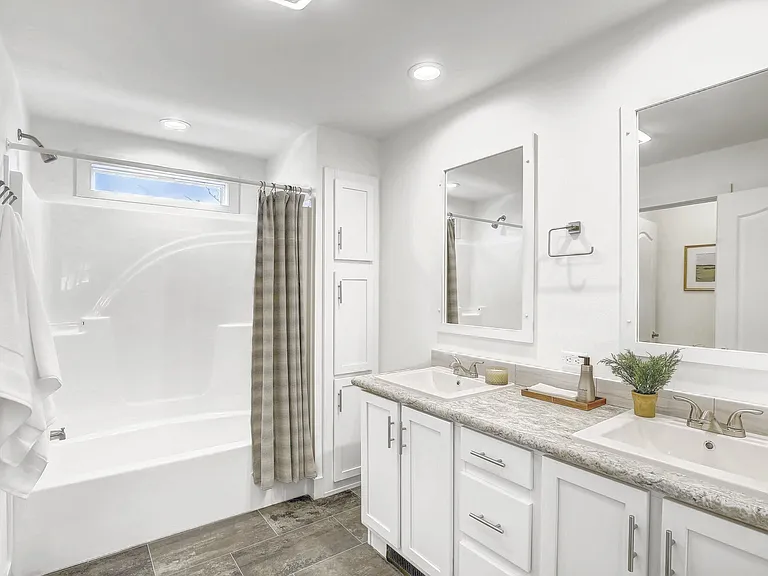 The Homes at Wolf Creek — Photo 9