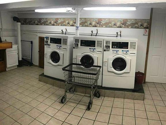 5th image of 3627 30th St #3R