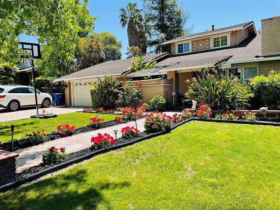 1st image of 43303 Luzon Ct