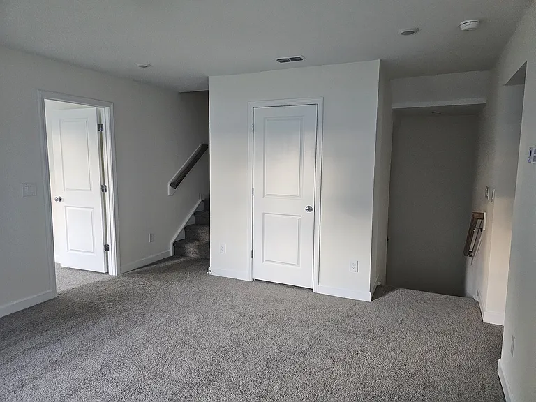7135 Hubner Pl — Photo 11