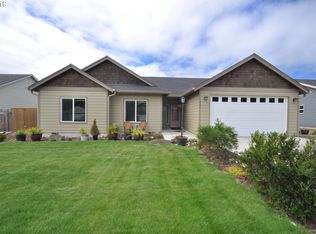 411 SW Juniper Ave, Warrenton, OR 97146