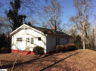235 Old Pond St, Easley, SC 29640