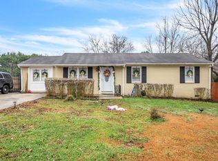 207 Blossom Dr, Greenville, SC 29605