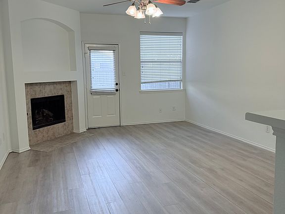 4th image of 2301 Pharr Dr