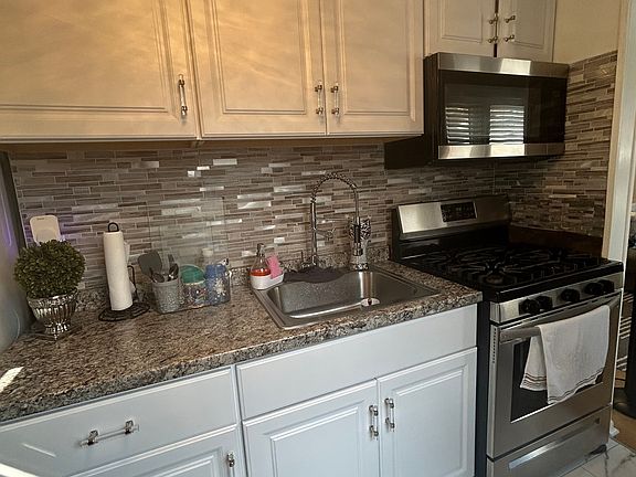 5th image of 347 Weber Street Building 97