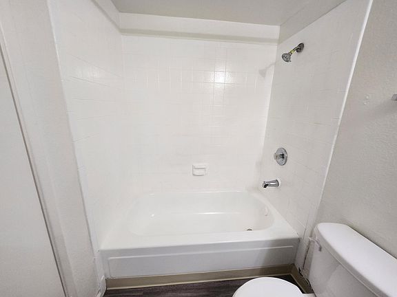 4th image of 2330 W Lone Cactus Dr APT 201