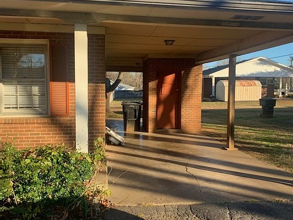 2nd image of 2406 Tinnell Ct