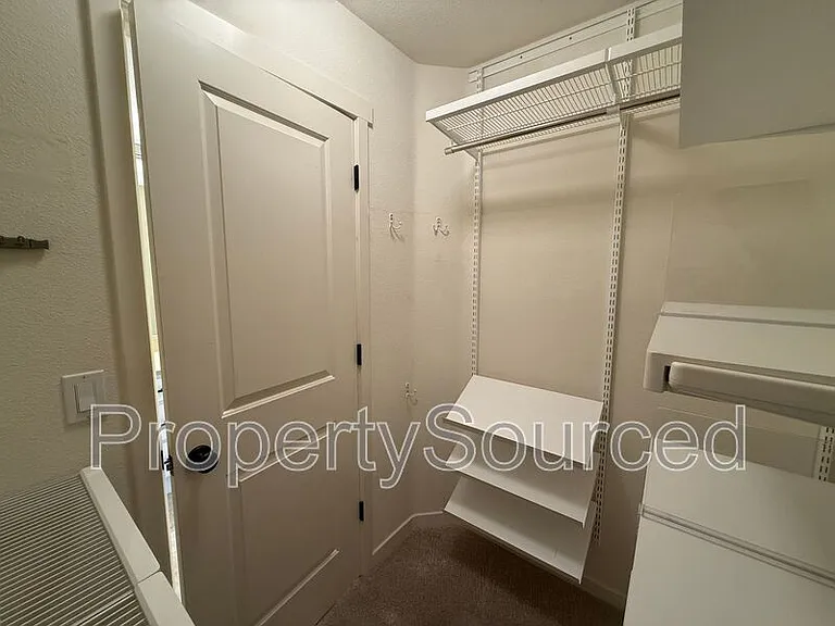 170 N North St #104 — Photo 37