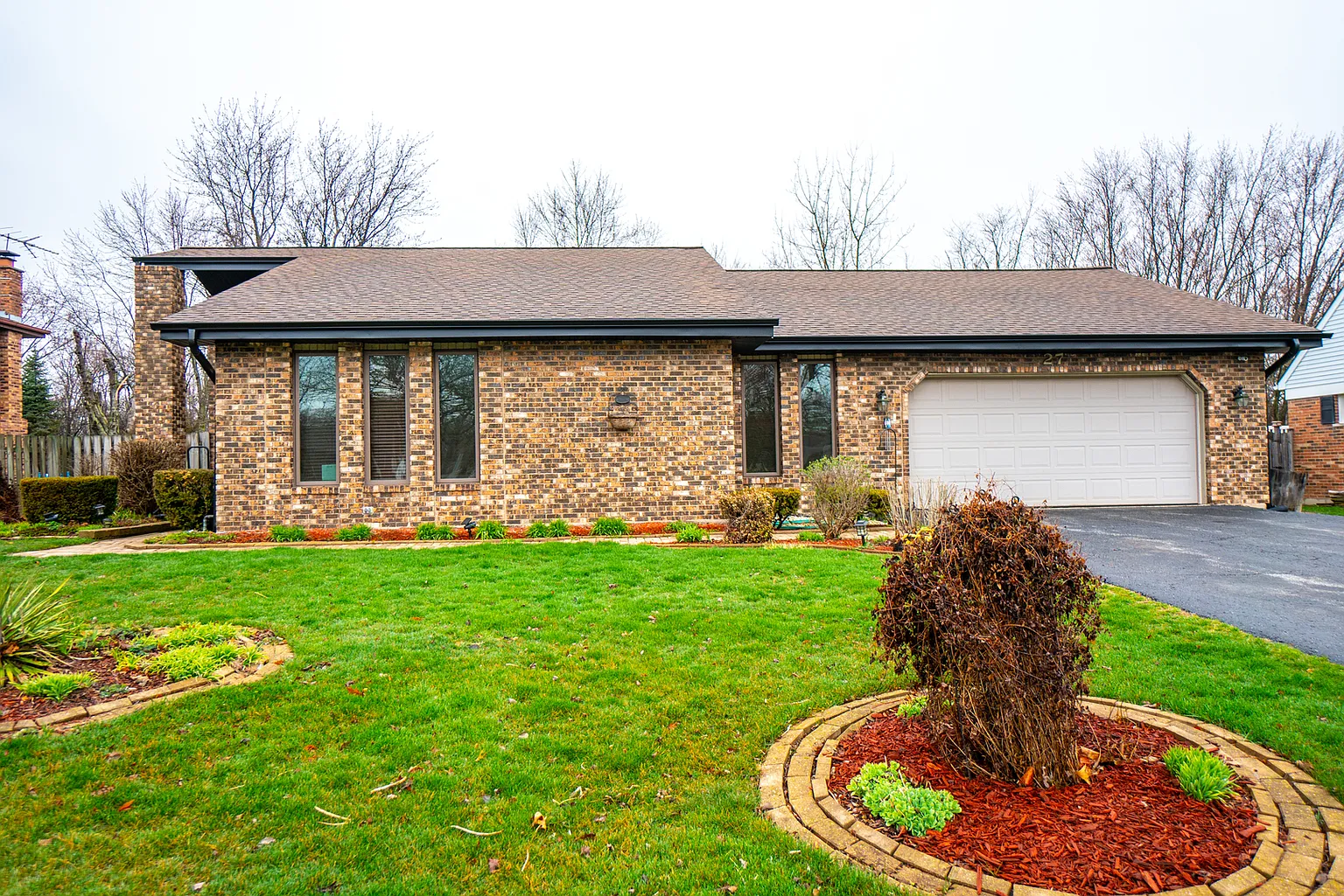 27 Hereford Dr photo 1